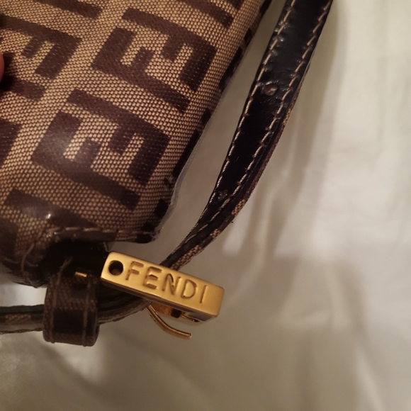 SOLD-Fendi baguette bag PVC - Picture 5 of 8